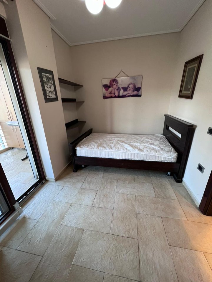 For rent, 3+1 Apartment, Bllok, Tirana