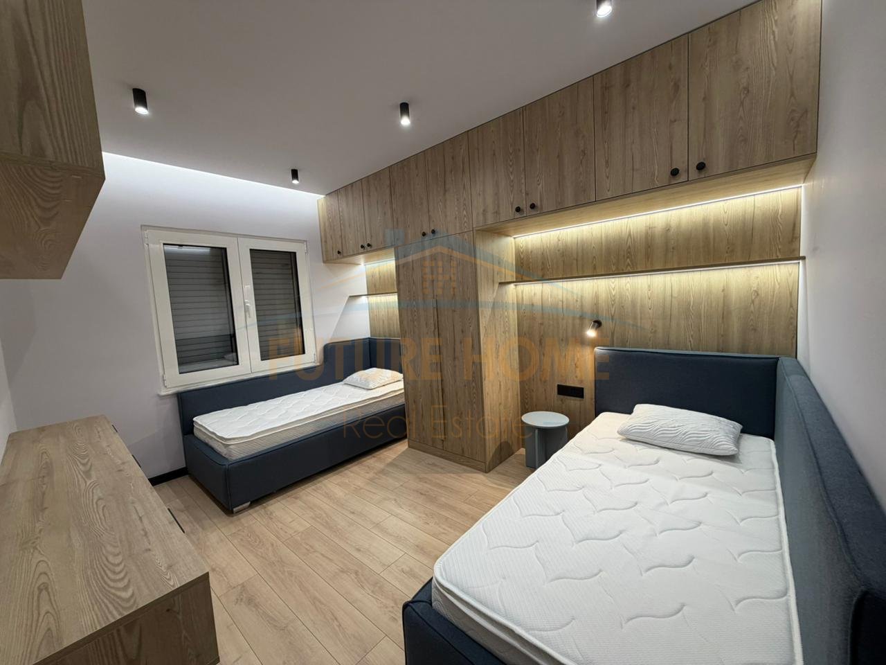 Qera, Apartament 2+2+2 Ballkone, Prane UKD, Durres