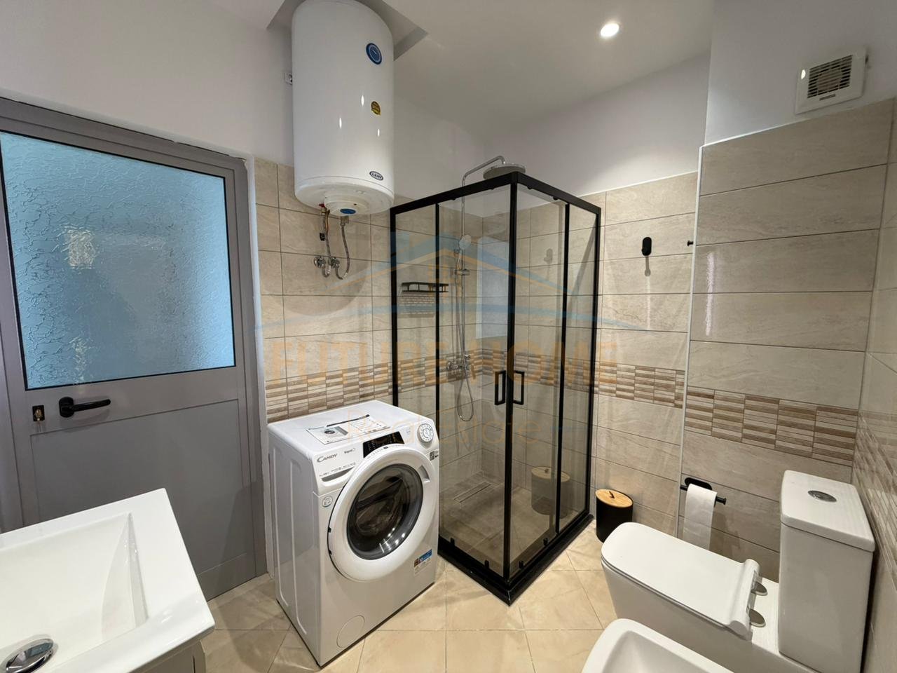 Qera, Apartament 2+2+2 Ballkone, Prane UKD, Durres