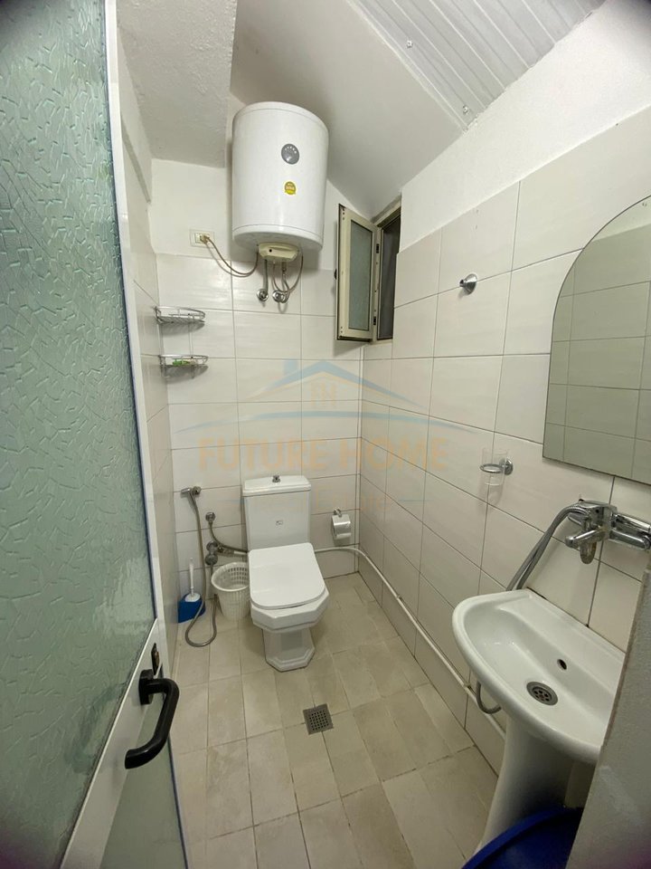 Shitet, Shtepi private, Plazh Hekurudha, Durres