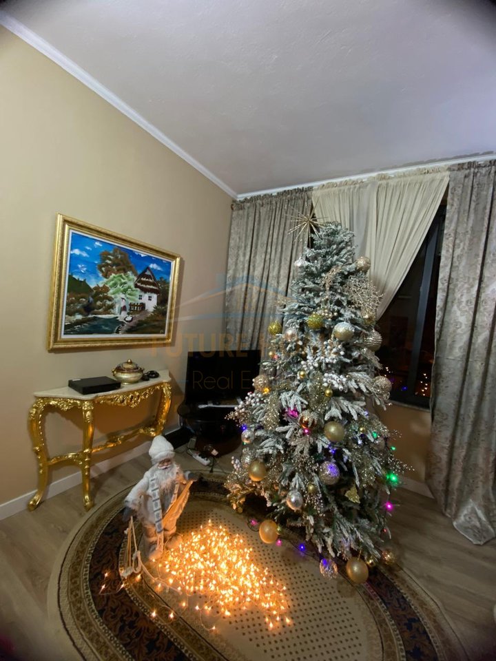 Shitet, Shtepi private, Plazh Hekurudha, Durres