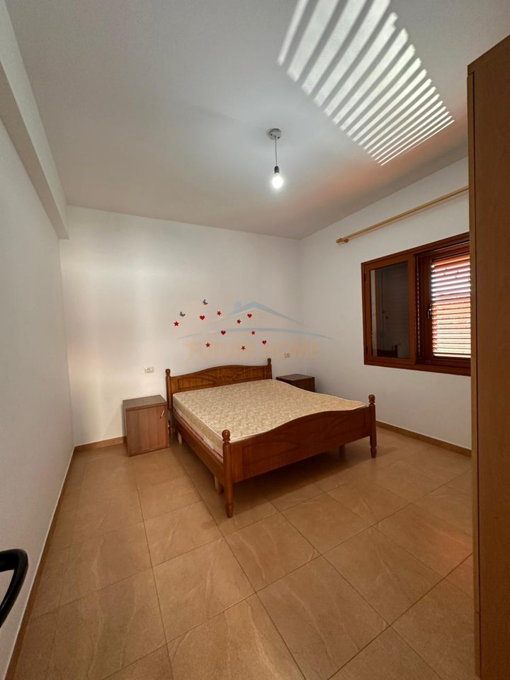 Qera , Shtëpi Private 1+1, Lagja ¨Isa Boletini¨ , Vlore