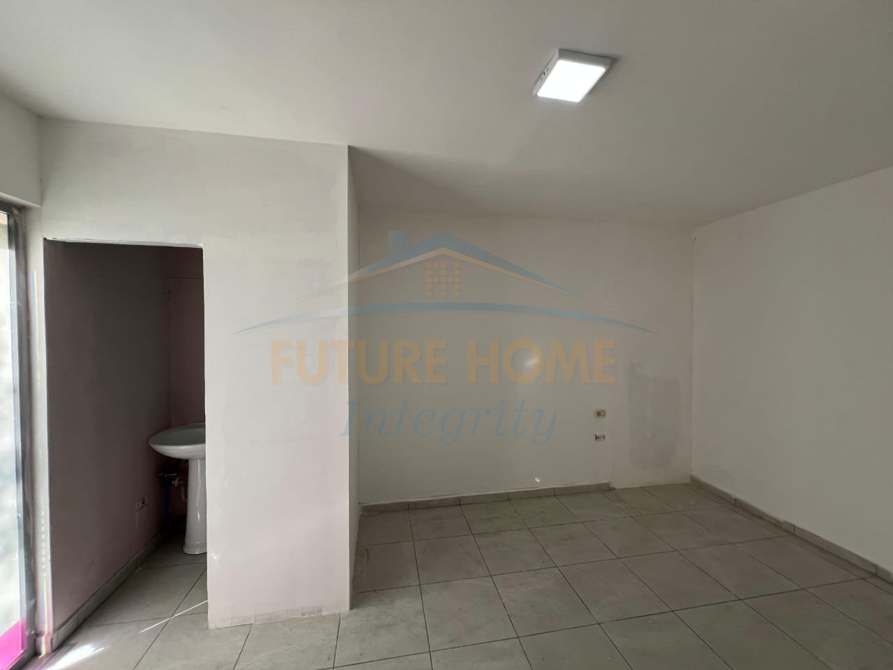 For Rent, Business Premises, Former Autonusa Park, Tirana.