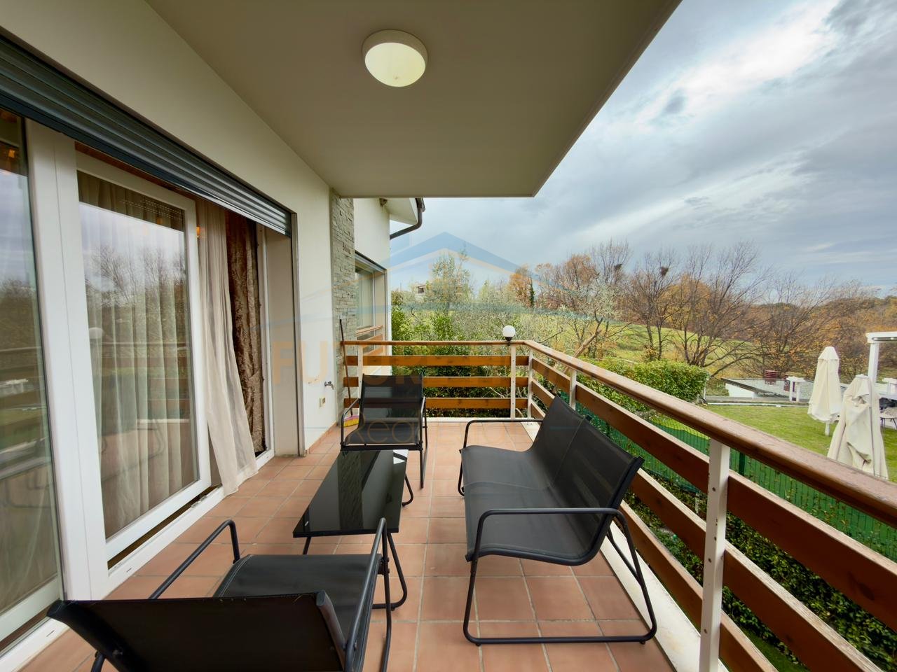 For rent, Apartment 3+1+2+2 Parking Spaces