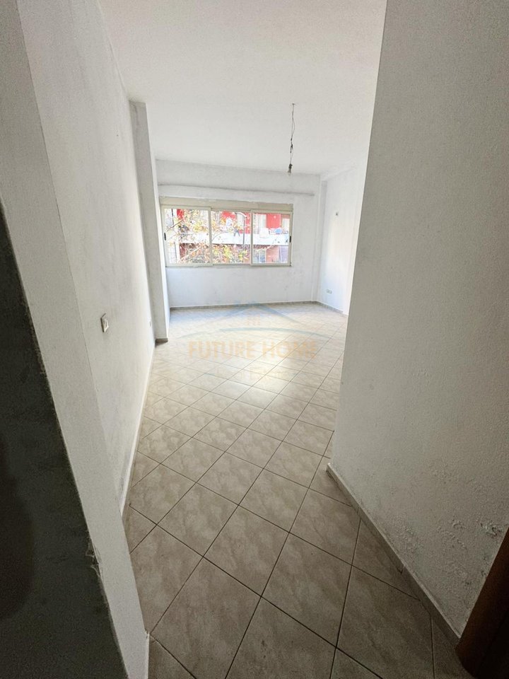 For sale, 1+1 Apartment, Fresk, Tirana.