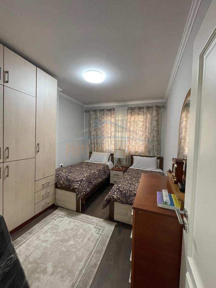 In affitto, Appartamento 2+1, Rruga e Barrikadave, Tirana