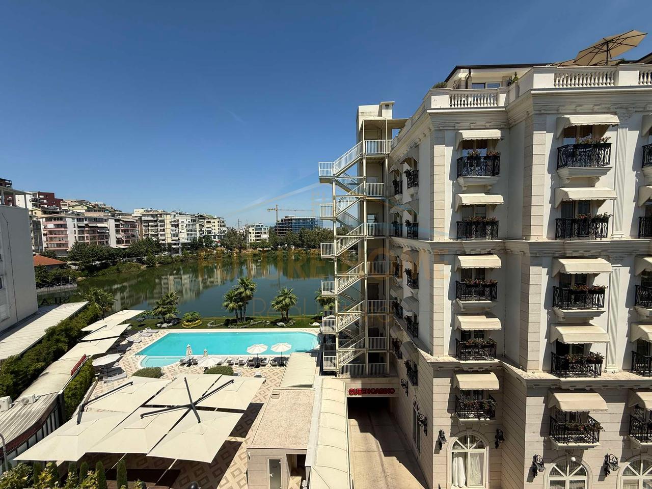 Qira, Apartament 3+1+2, Liqeni i Thate