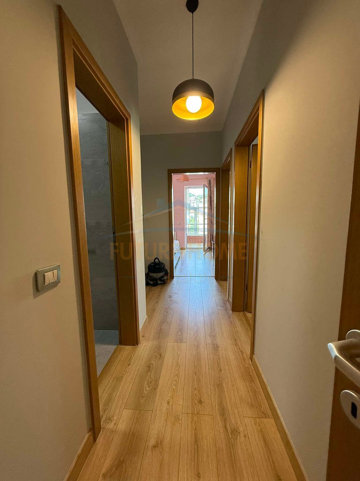 Qira, Apartament 3+1+2, Liqeni i Thate