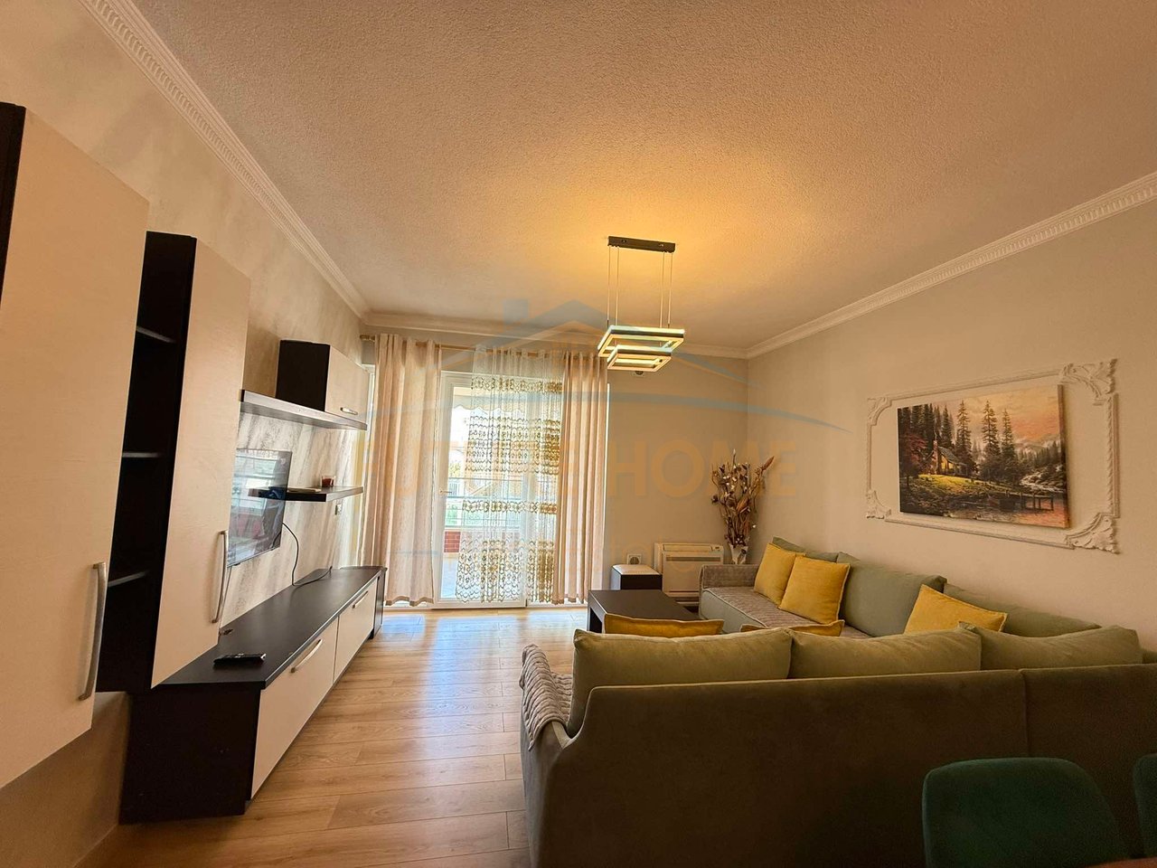 Qira, Apartament 3+1+2, Liqeni i Thate