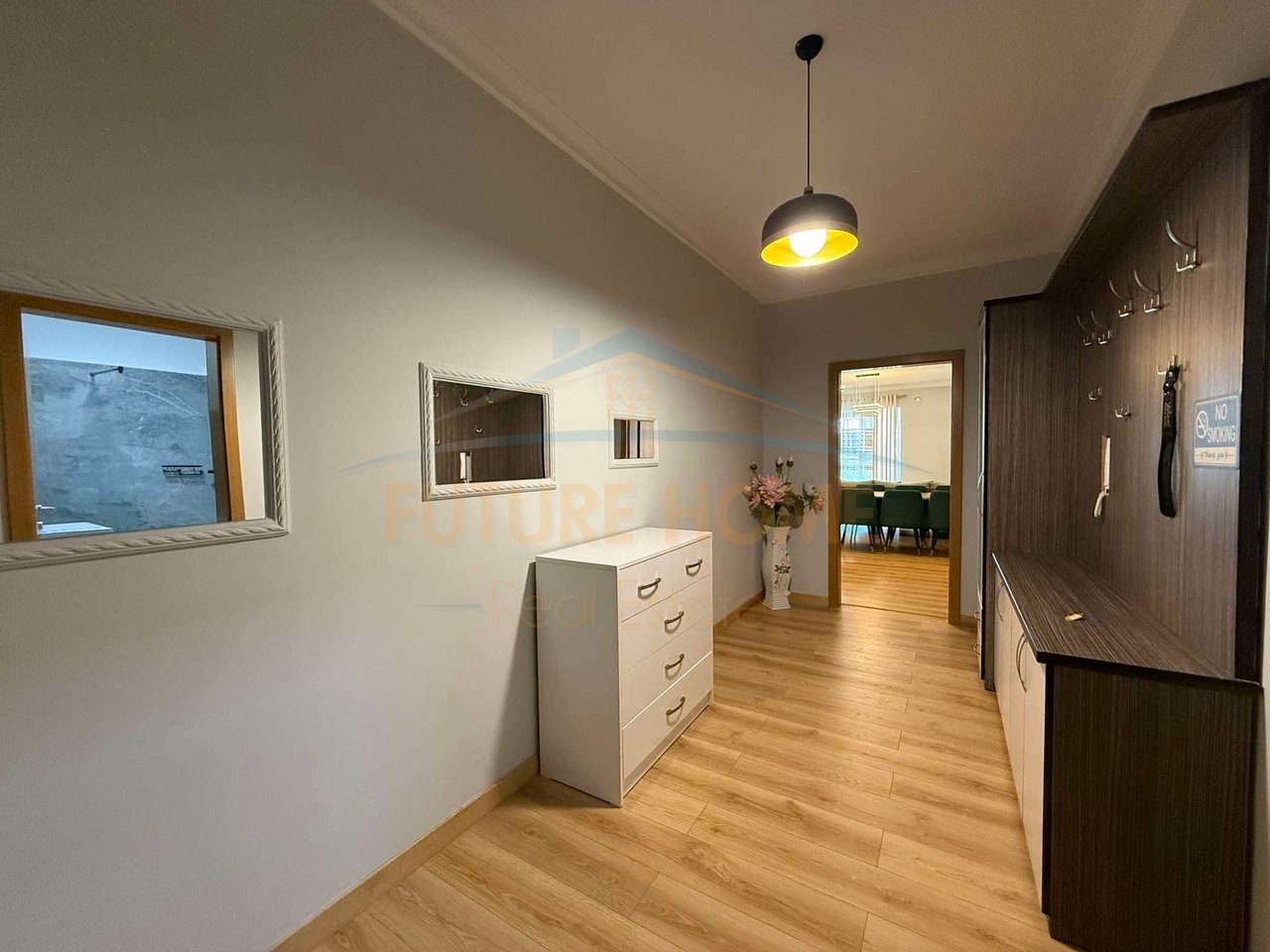 Qira, Apartament 3+1+2, Liqeni i Thate