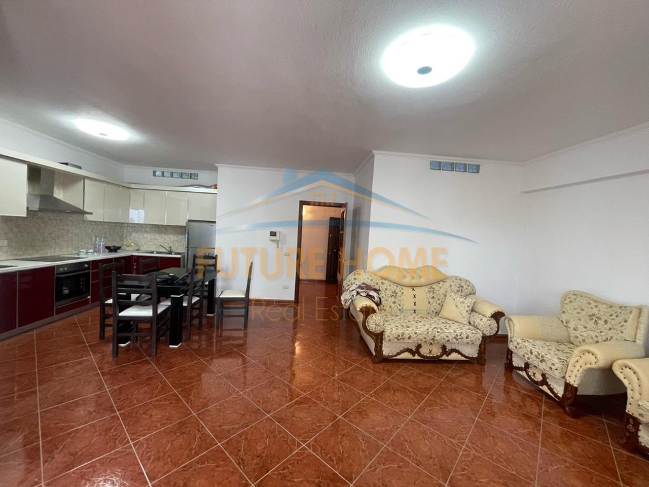 In affitto, appartamento 3+1+2, vicino a Markata, Durrës