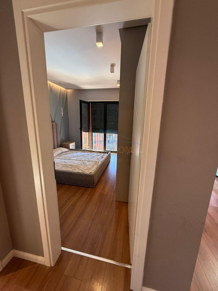 In vendita, Appartamento 1+1, Green City Residence, Nuovo Anello, Tirana.