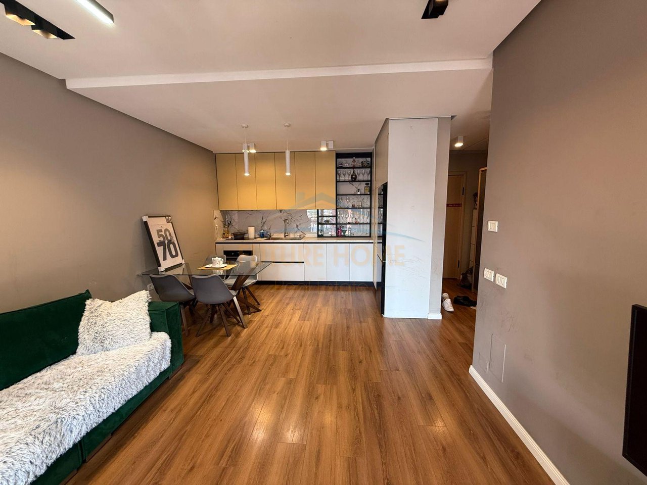 In vendita, Appartamento 1+1, Green City Residence, Nuovo Anello, Tirana.