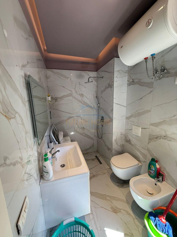 In vendita, Appartamento 1+1, Green City Residence, Nuovo Anello, Tirana.