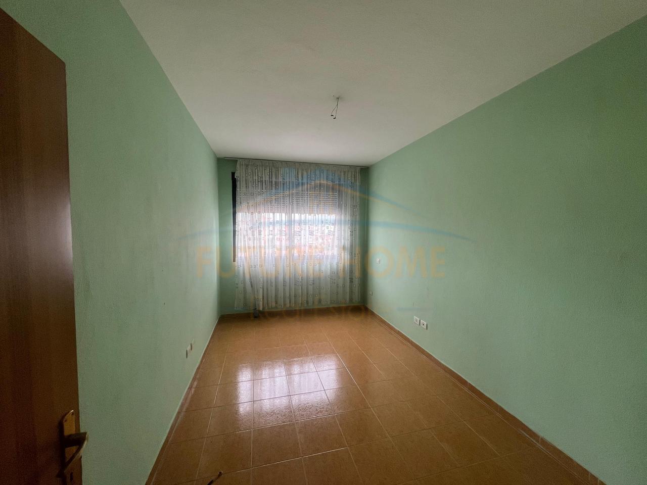 Qira, Apartament 3+1+Post Parkim,Ministria Jashtme,Tirane.