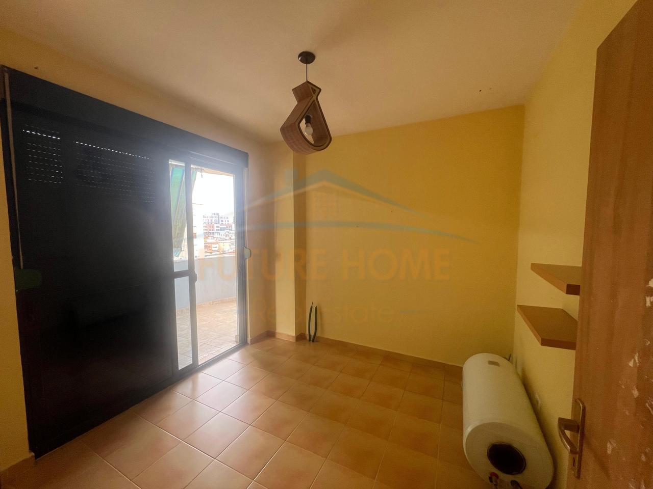 Qira, Apartament 3+1+Post Parkim,Ministria Jashtme,Tirane.