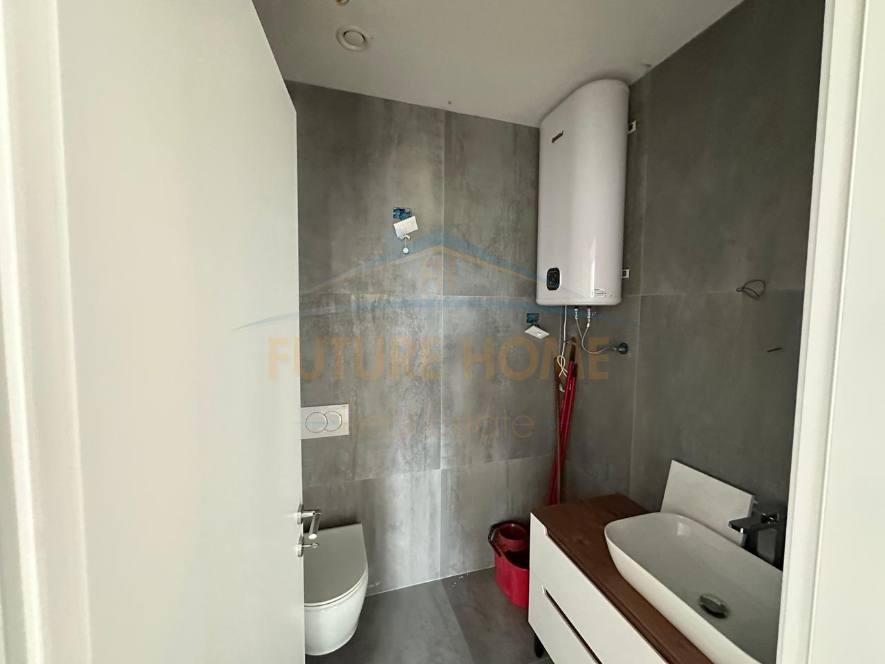 Qera,Apartament 2+1+ post parkimi per zyre ,Rezidenca Lake View,Liqeni Artificial.