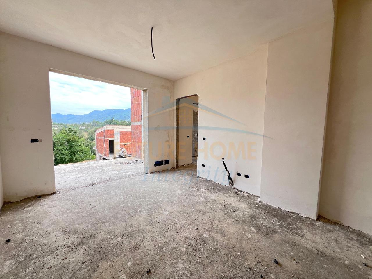 In vendita, Villa su 2 piani, Green Field Residence, Tirana.