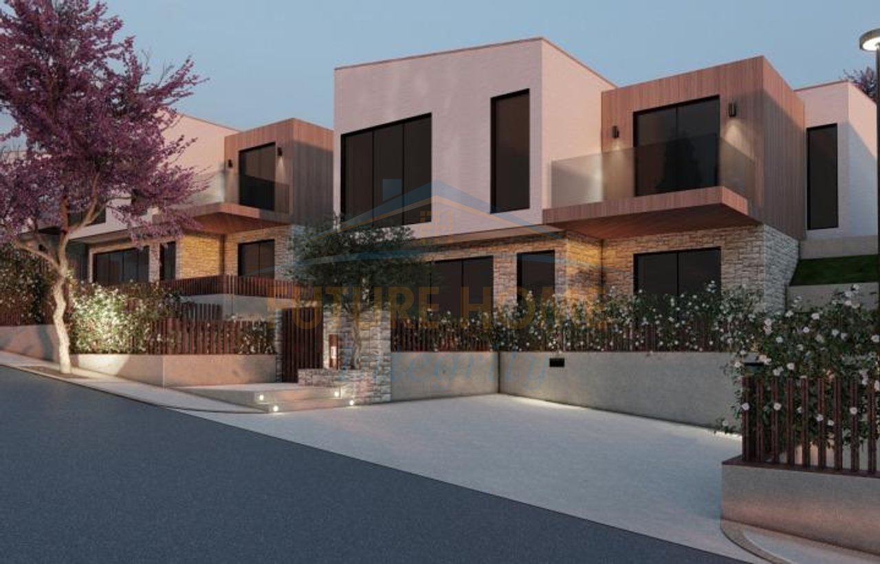 In vendita, Villa su 2 piani, Green Field Residence, Tirana.