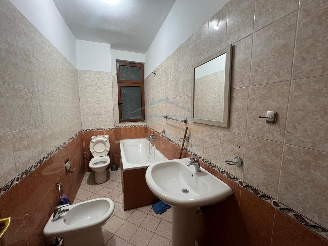 For sale, 1+1 Apartment, Former Exhibition, Tirana