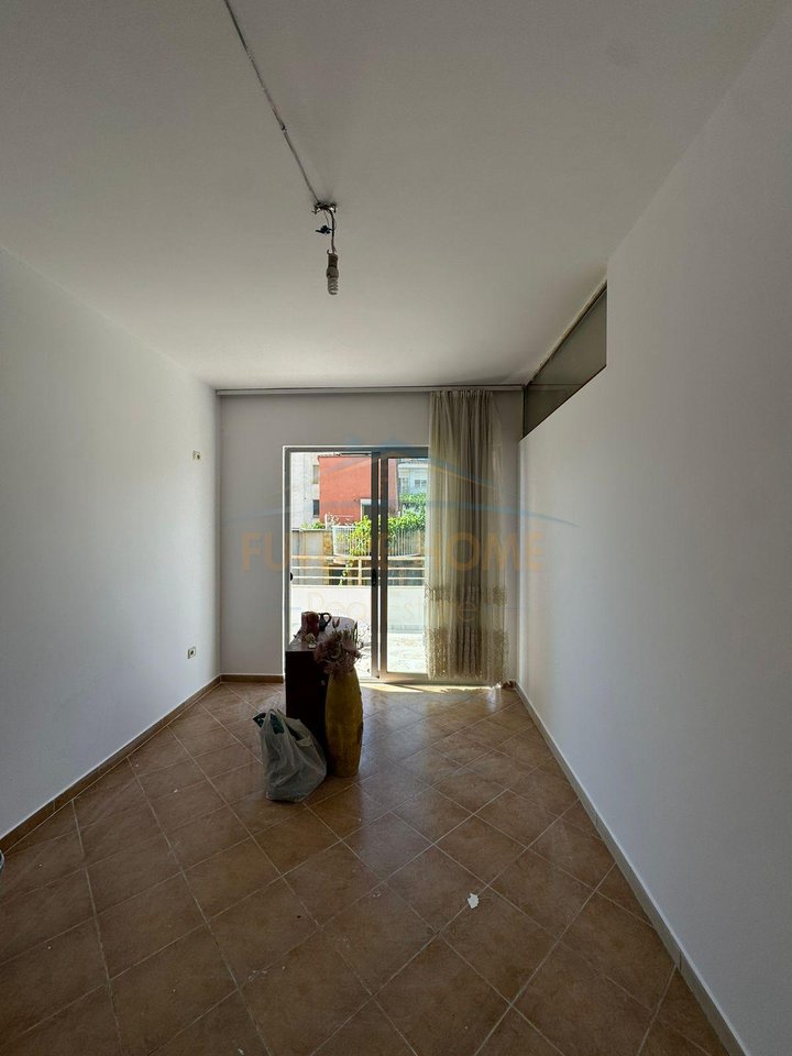 For sale, Apartment 2+1+2, Fresk, Tirana.