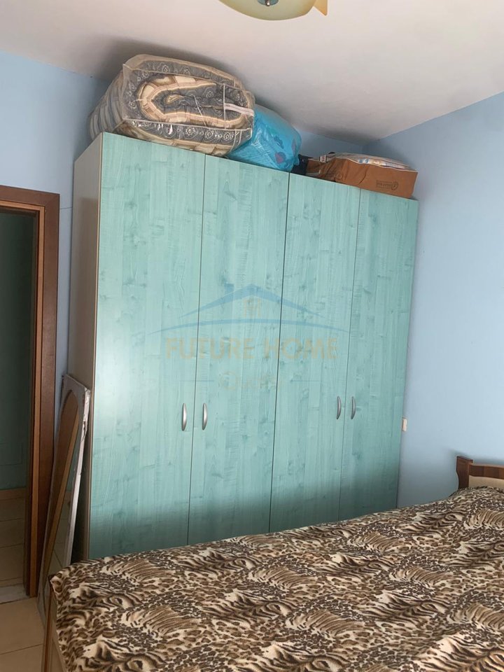 Shitet, Apartament 2+1+2, Golem.