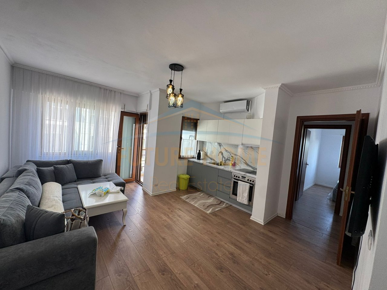 Shitet, Apartament 2+1+2, Mali i Robit, Golem