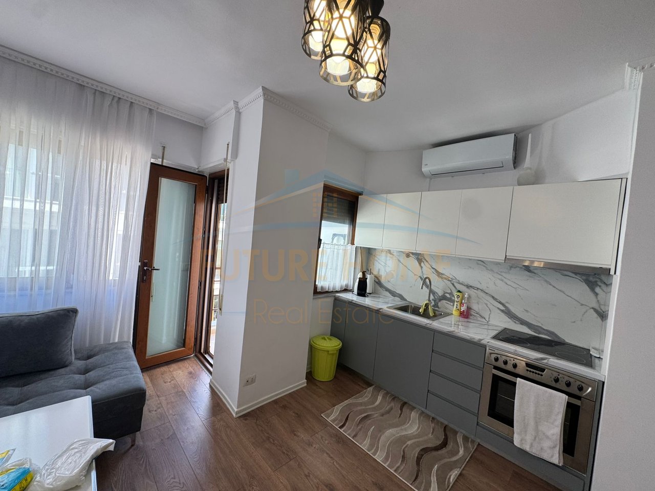 Shitet, Apartament 2+1+2, Mali i Robit, Golem