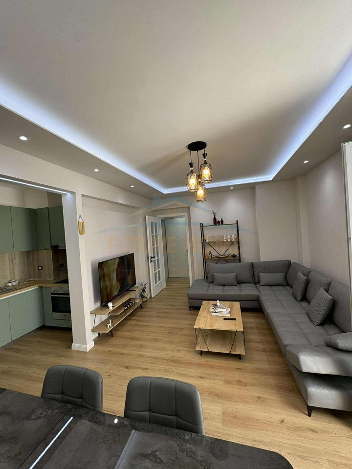 Rent, Apartment 2+1+2, Kavaja Street.