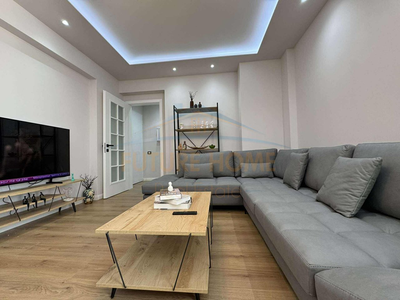 Rent, Apartment 2+1+2, Kavaja Street.