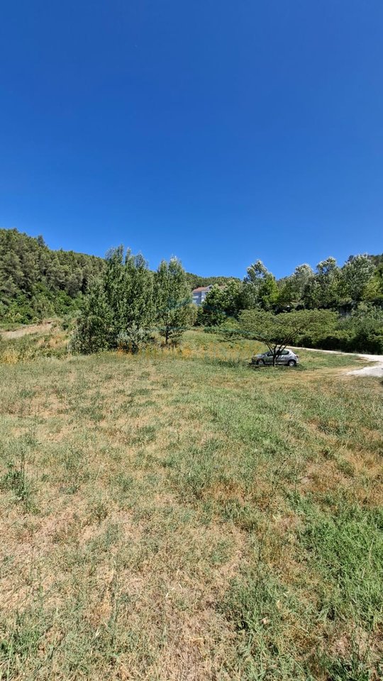 For sale, Private House + Farmland, Farkë (Near Farkë Bridge)
