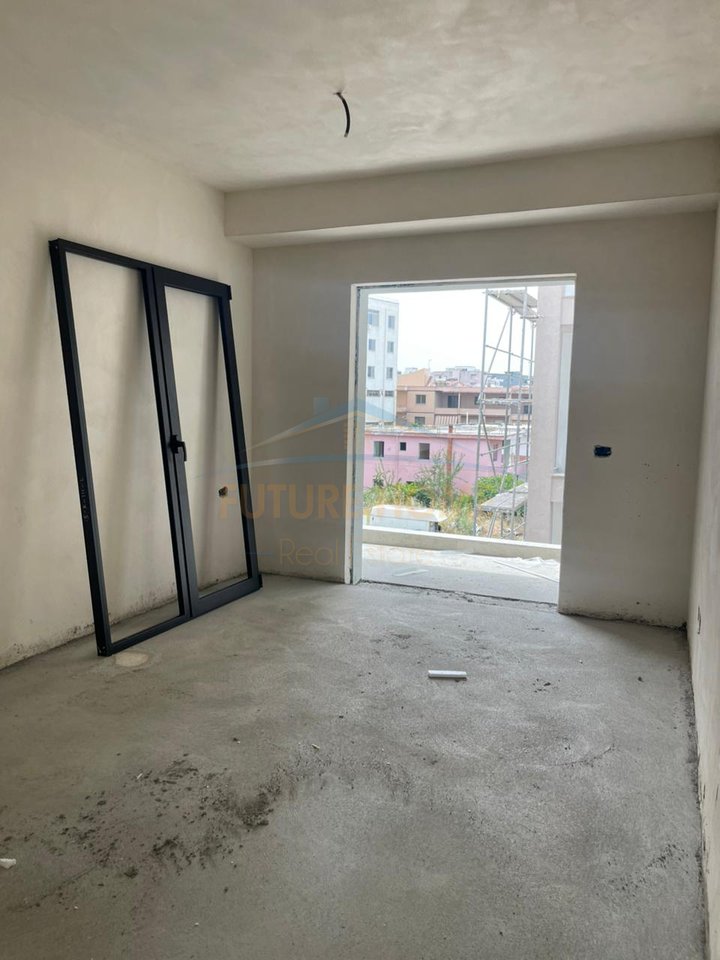 In vendita, Appartamento 1+1, Residenza Oriental, Golem