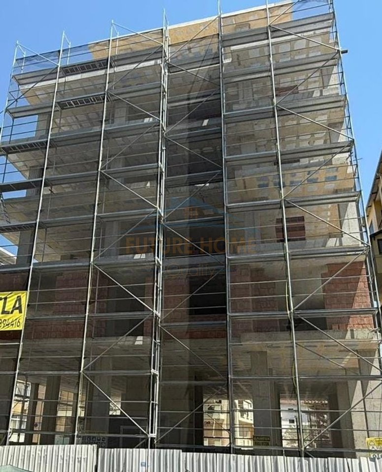In vendita, Appartamento 1+1, Golem.