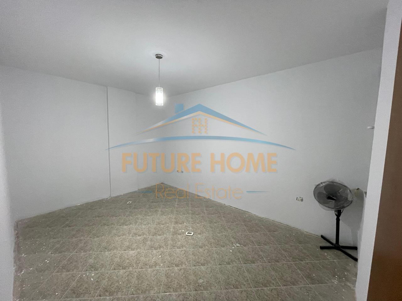 For Rent, Business Space, Paris Commune, Tirana.