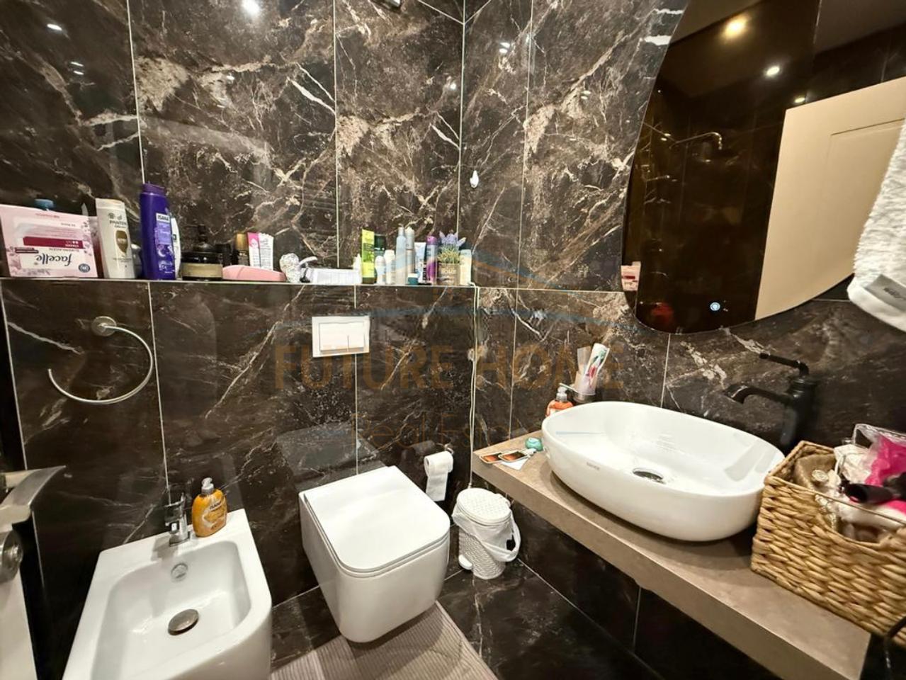 SHITET APARTAMENT 2+1 TEK KOMPLEKSI ASL, OXHAKU, TIRANE.
