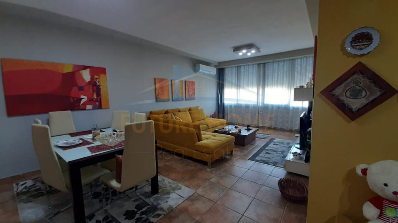 For sale, Apartment 3+1+2, Rruga e Dibrës, Tirana