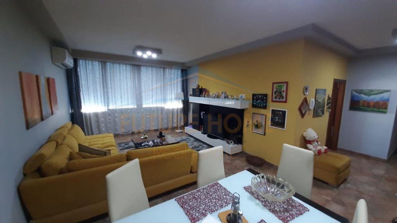 For sale, Apartment 3+1+2, Rruga e Dibrës, Tirana