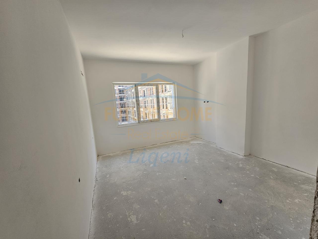 For sale, 1+1 Apartment, Univers City, Tirana.