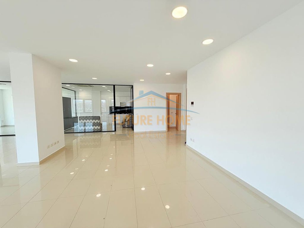 Rent, Office, near the Delijorgji Complex!