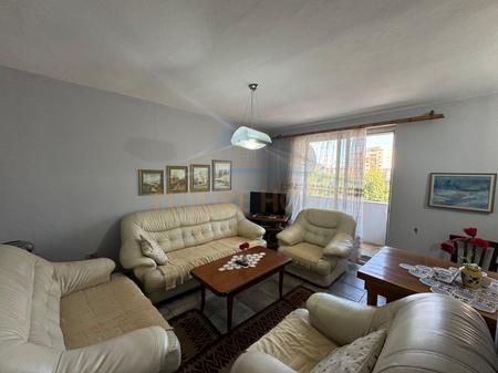 Qira, Apartament 2+1, Brryli
