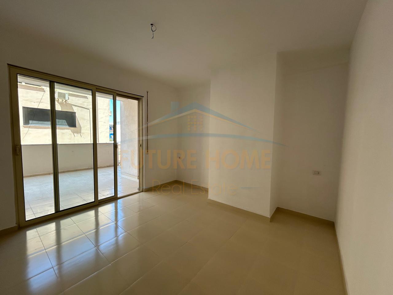 Shitet, Apartament 2+1+2, prane Ish URT, Durres