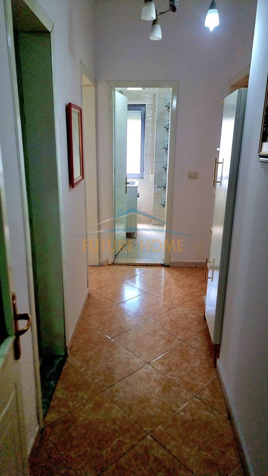 For rent, 2+1+2 Apartment, Komuna e Parisit, Tirana.
