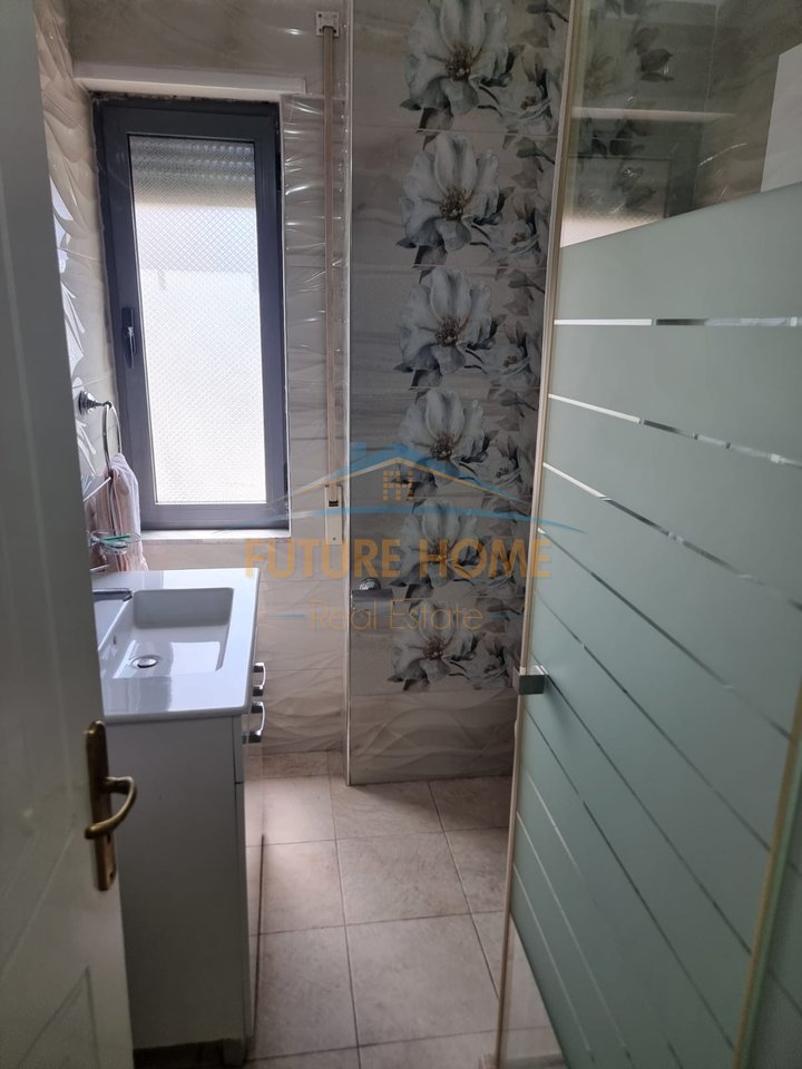 For rent, 2+1+2 Apartment, Komuna e Parisit, Tirana.