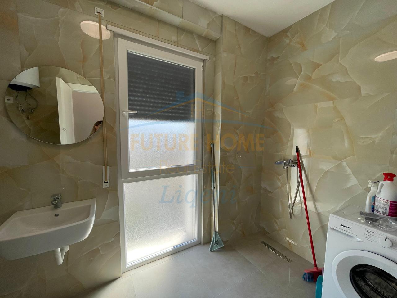 Qera, Apartament 2+1+2, Stacioni i Trenit, Tiranë.