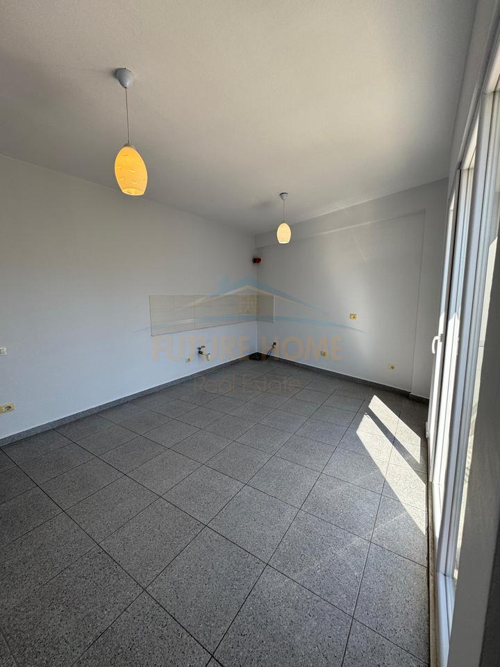 For sale, 2+1 Apartment, Oxhaku, Tirana