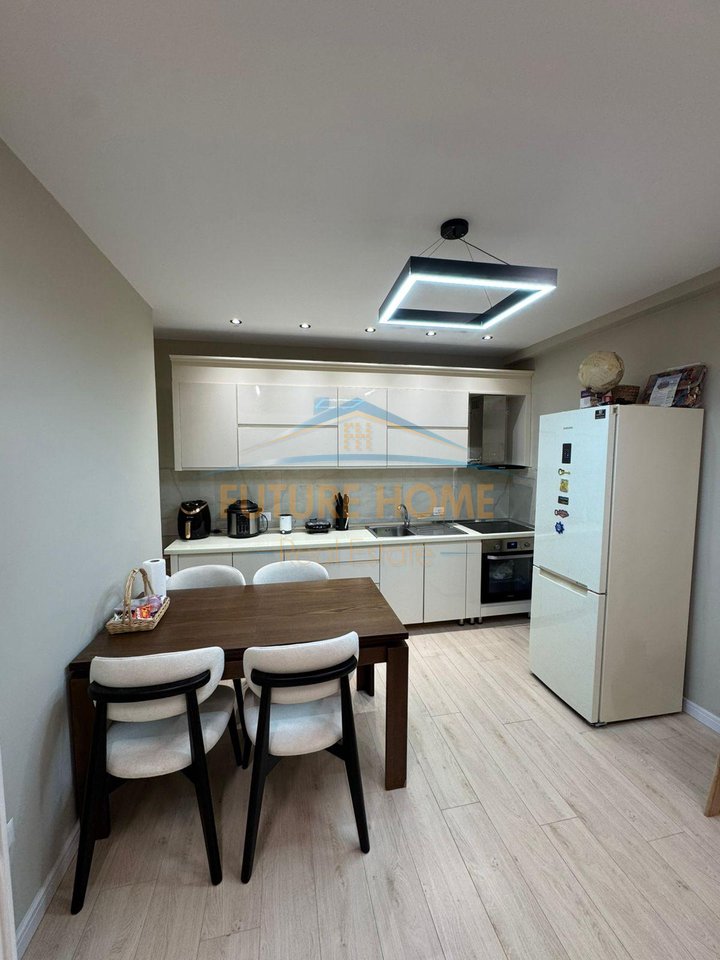 For sale, 1+1 Apartment, Dry Lake, Tirana.