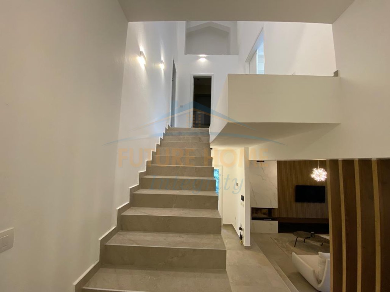 For sale, 3-storey villa, Porta e Gjelbër Residence, Tirana.