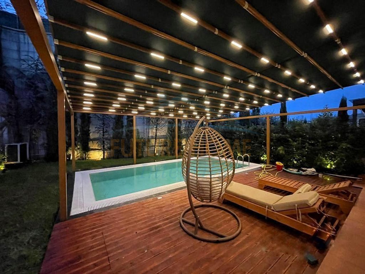 For sale, 3-storey villa, Porta e Gjelbër Residence, Tirana.