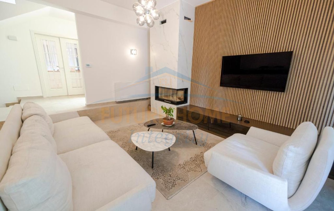 For sale, 3-storey villa, Porta e Gjelbër Residence, Tirana.