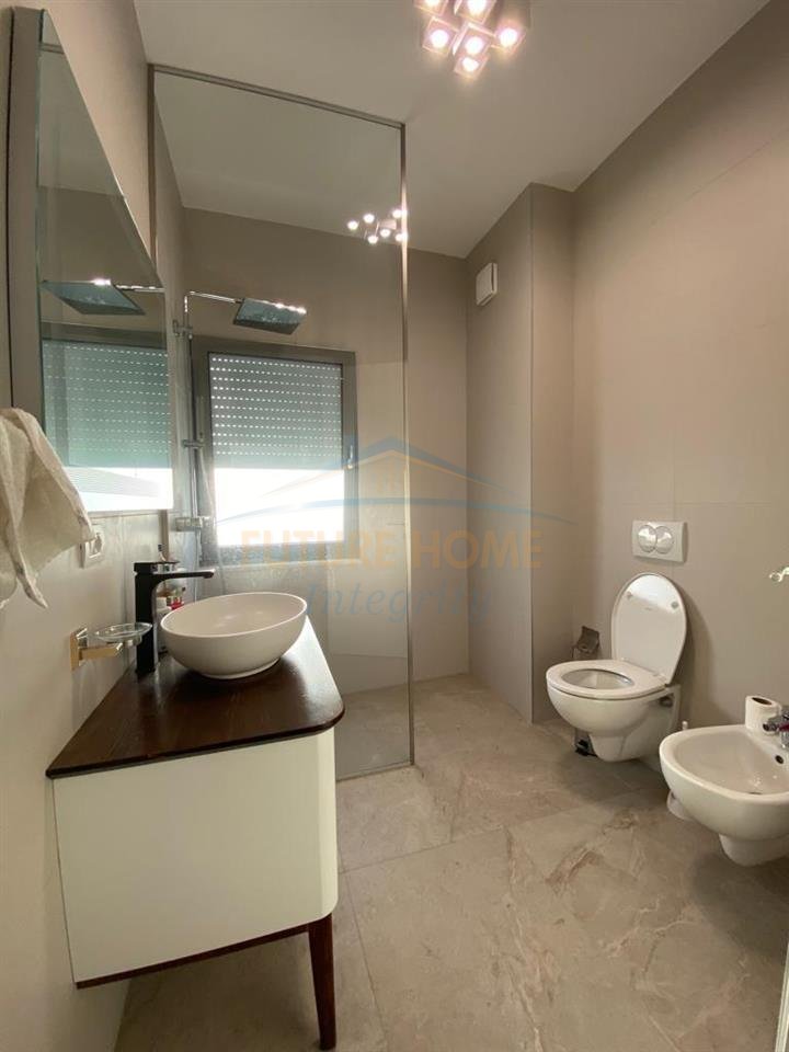 For sale, 3-storey villa, Porta e Gjelbër Residence, Tirana.